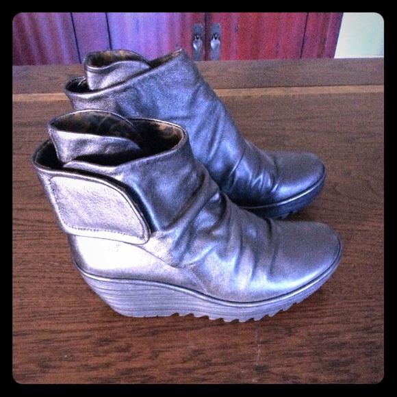 Fly London Shoes - Fly London Booties